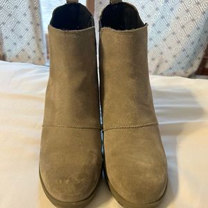 Sorel Women's Chelsea Boots EUC